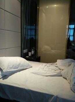 Provence Garden Hotel Wuhan Esterno foto