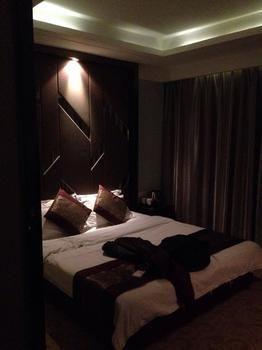 Provence Garden Hotel Wuhan Esterno foto