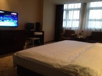 Provence Garden Hotel Wuhan Esterno foto